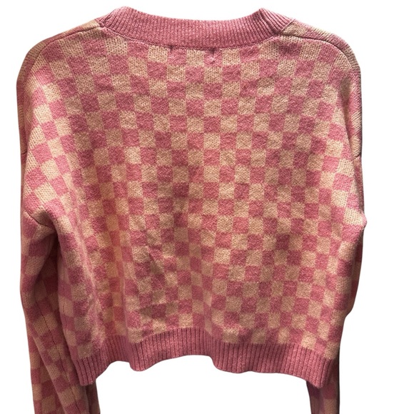 Pink & Cream Checkered V-Neck Button Cardigan - Picture 2 of 3